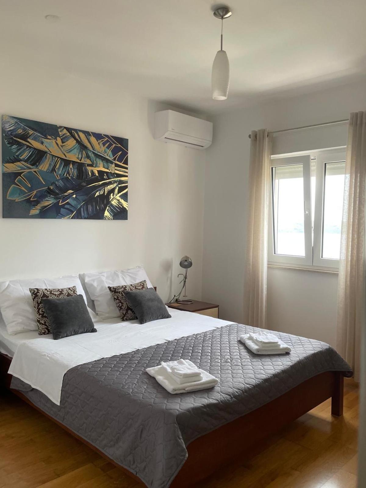 Apartman Lucia トロギール エクステリア 写真